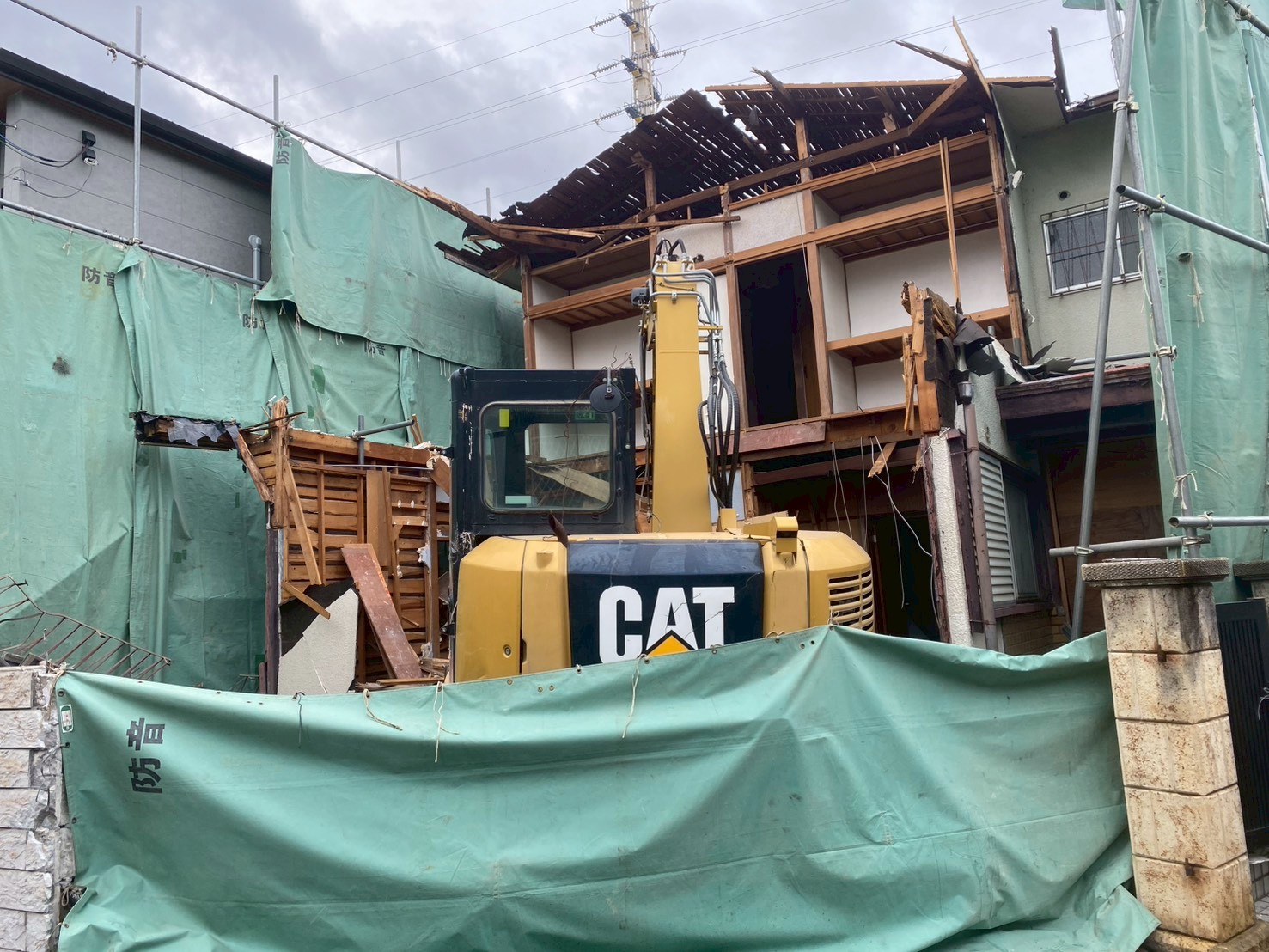 5月の固定資産税通知書が届いたら。空き家を壊して節税になるケース